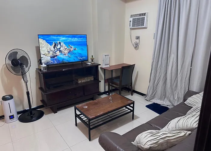 Apartment Bay Sunset In Pasay With Balcony,pool, Fast Wifi Near Naia Airport , Moa, Picc, Us Embassy *
