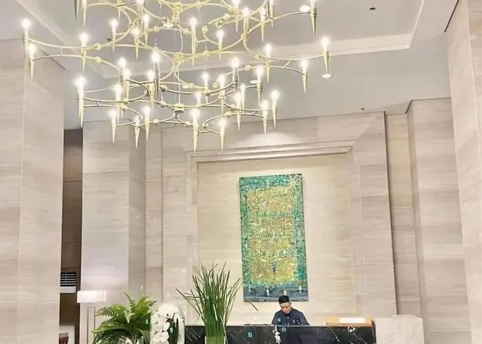 Apartment Bay Sunset In Pasay With Balcony,pool, Fast Wifi Near Naia Airport , Moa, Picc, Us Embassy *