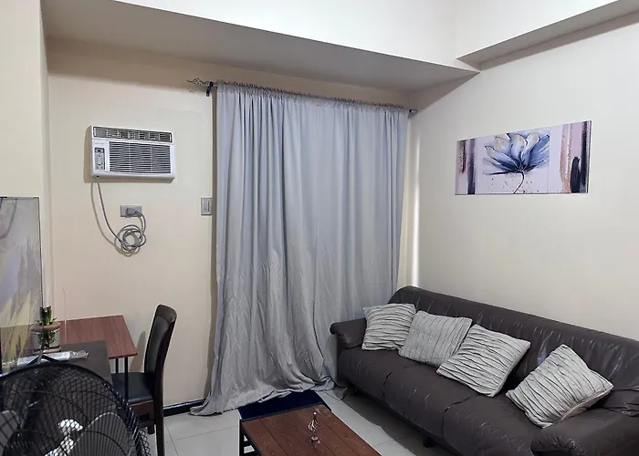 Apartment Bay Sunset In Pasay With Balcony,pool, Fast Wifi Near Naia Airport , Moa, Picc, Us Embassy *