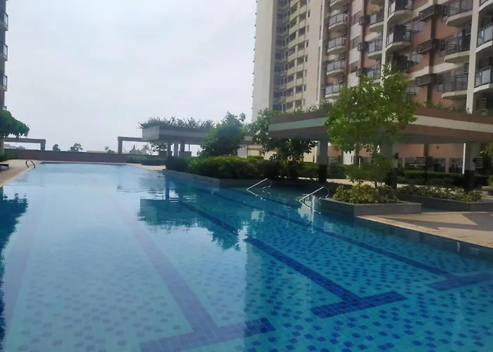 Bay Sunset In Pasay With Balcony,pool, Fast Wifi Near Naia Airport , Moa, Picc, Us Embassy * Manila