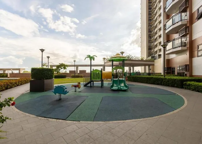Bay Sunset In Pasay With Balcony,pool, Fast Wifi Near Naia Airport , Moa, Picc, Us Embassy * Manila