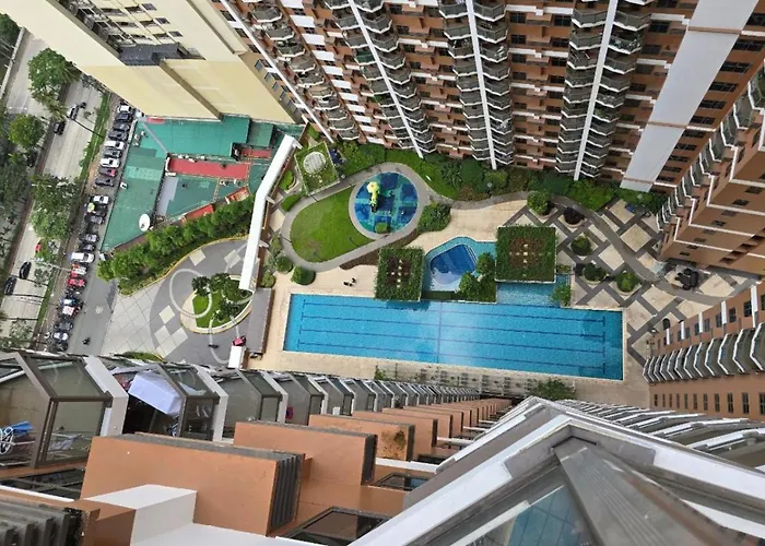 Apartment Bay Sunset In Pasay With Balcony,pool, Fast Wifi Near Naia Airport , Moa, Picc, Us Embassy *